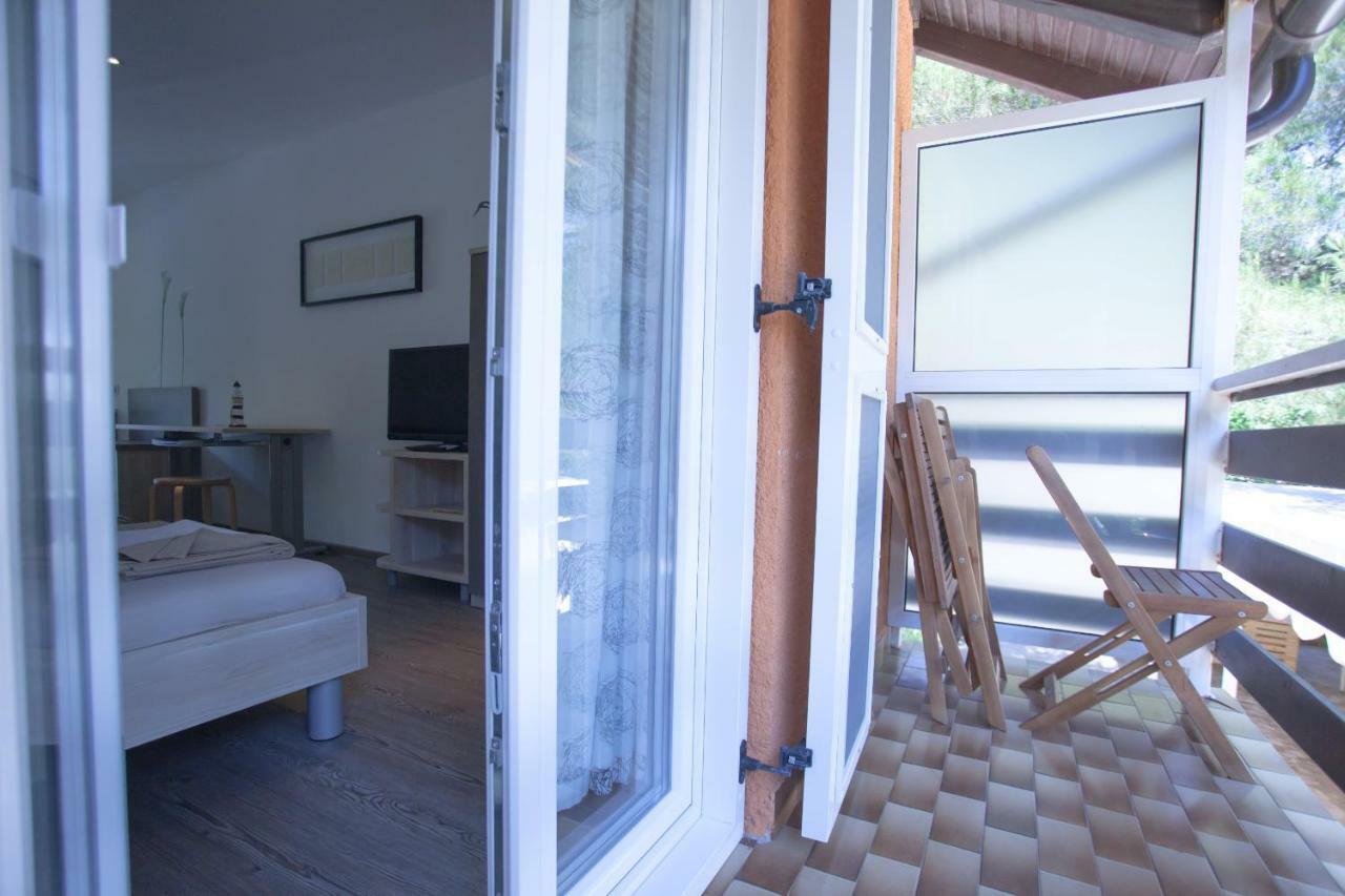 Studio Apartment - Seaview Премантура Екстер'єр фото