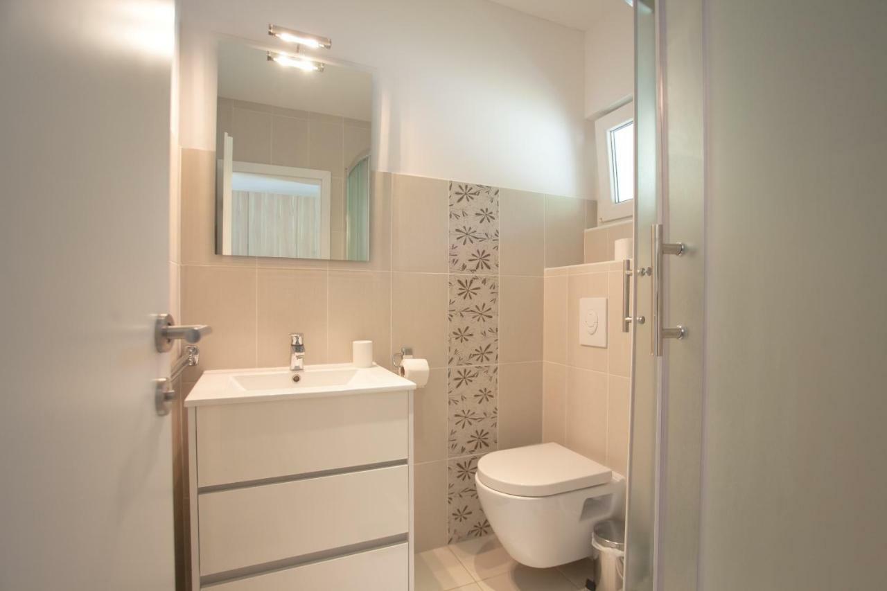 Studio Apartment - Seaview Премантура Екстер'єр фото